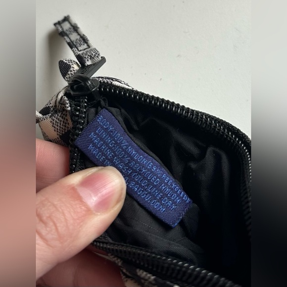 NEW Baggu Horse Charm Nylon Bag Keychain Pony Holder Gingham Plaid Black - Picture 6 of 6